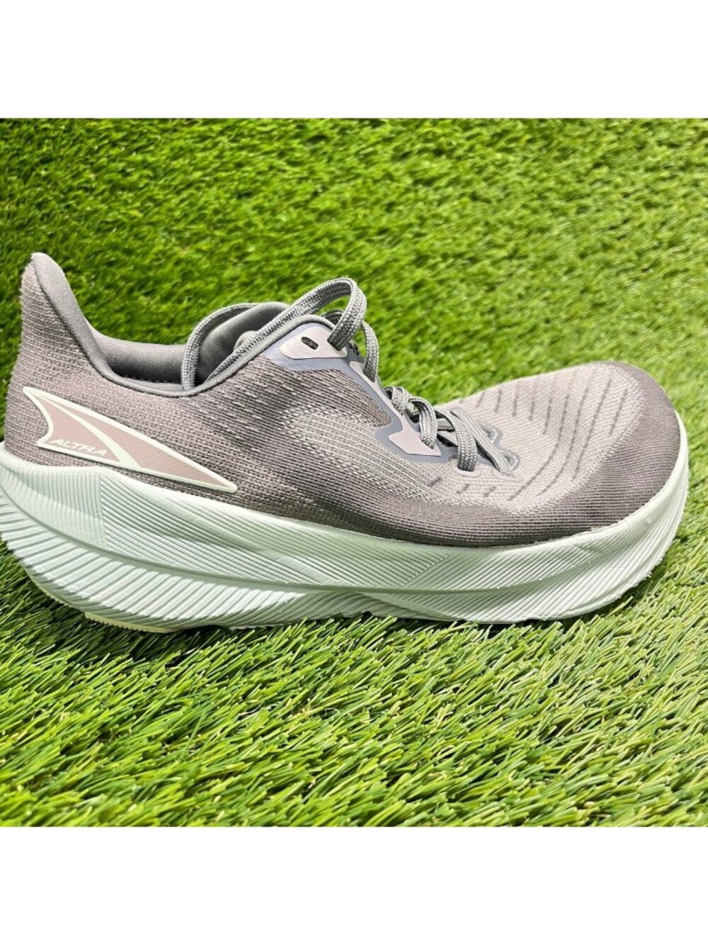 Altra Experience Flow Womens Size 6 Gray Athletic Running Walking Shoes Sneakers